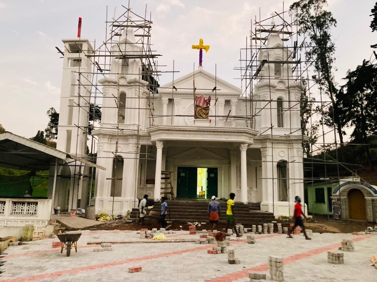 interlock flooring at kandal shrine construction