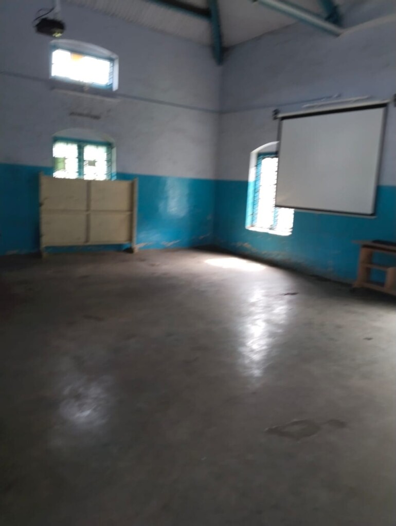 ghss nanjanadu multimedia lab classroom